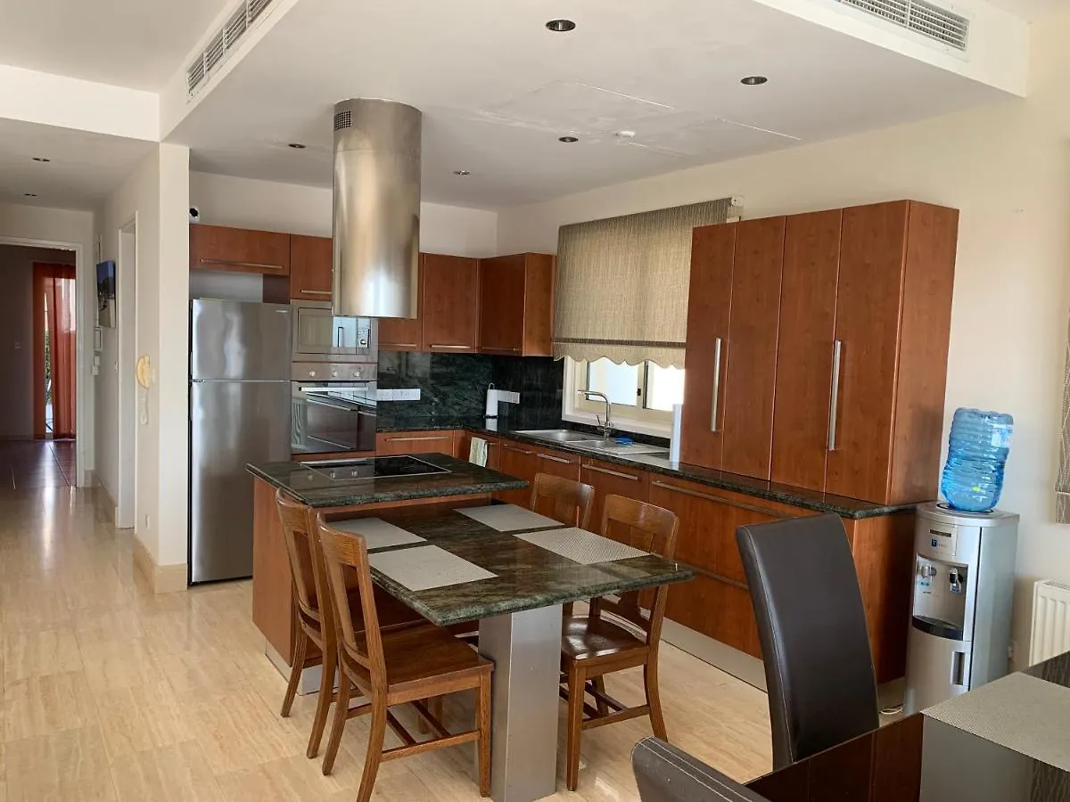 Lucky 7 Beachfront Villa Perivolia 0*,  Cyprus